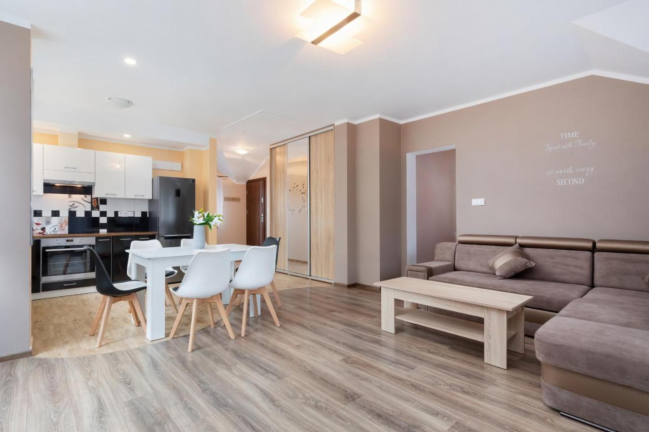 Apartamenty Krakowska نيخوجة المظهر الخارجي الصورة